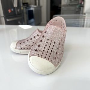 Light Pink Glitter Native Shoes